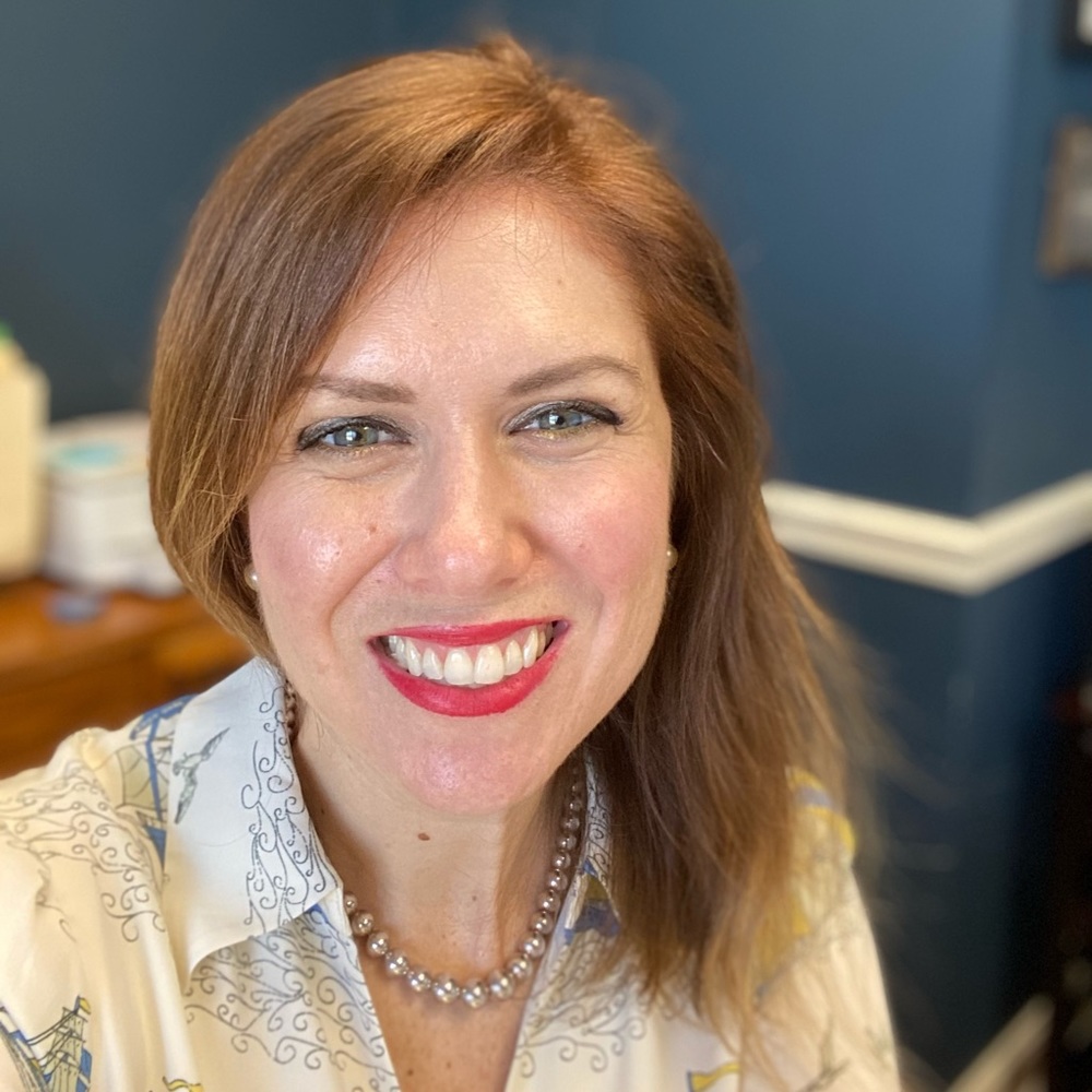 Meet your Posher, Elizabeth